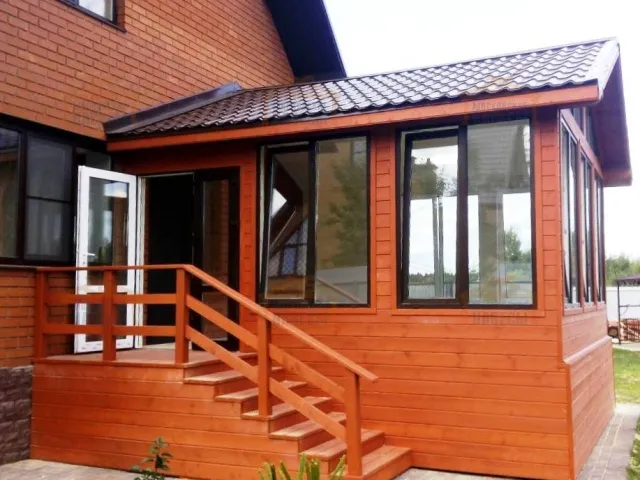 ЗАКРЫТАЯ ВЕРАНДА К ДОМУ ЦЕНТАВР — Фото 2