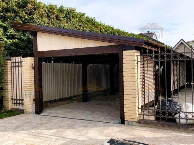 Деревянный навес для авто с ограждениями МОНТЕ-КАРЛО — Фото 1