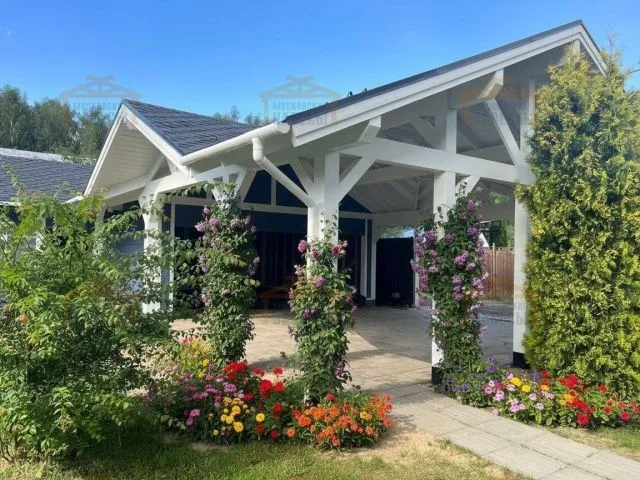 Навес для двух машин с хозблоком ГОРКИ — Фото 2