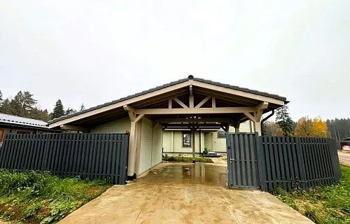 Навес для двух машин с хозблоком ИСТРА — Фото 1