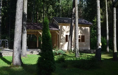 Деревянный навес для двух машин с каркасным домиком ОЛИМП — Фото 8